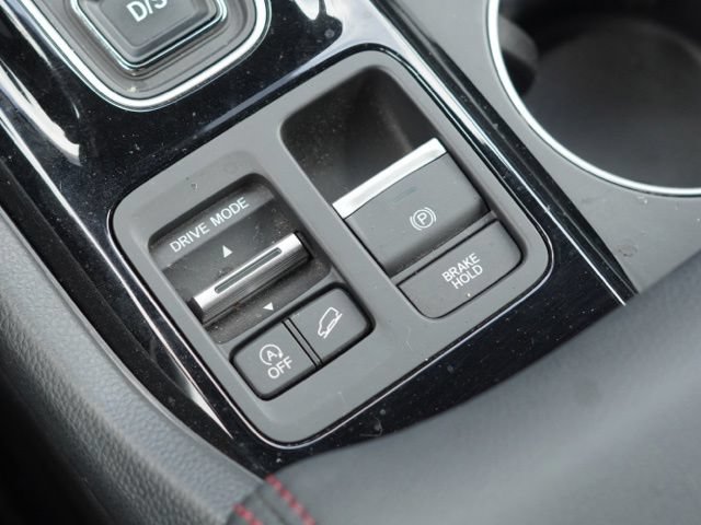 Used 2025 Honda Pilot Black Edition image 36