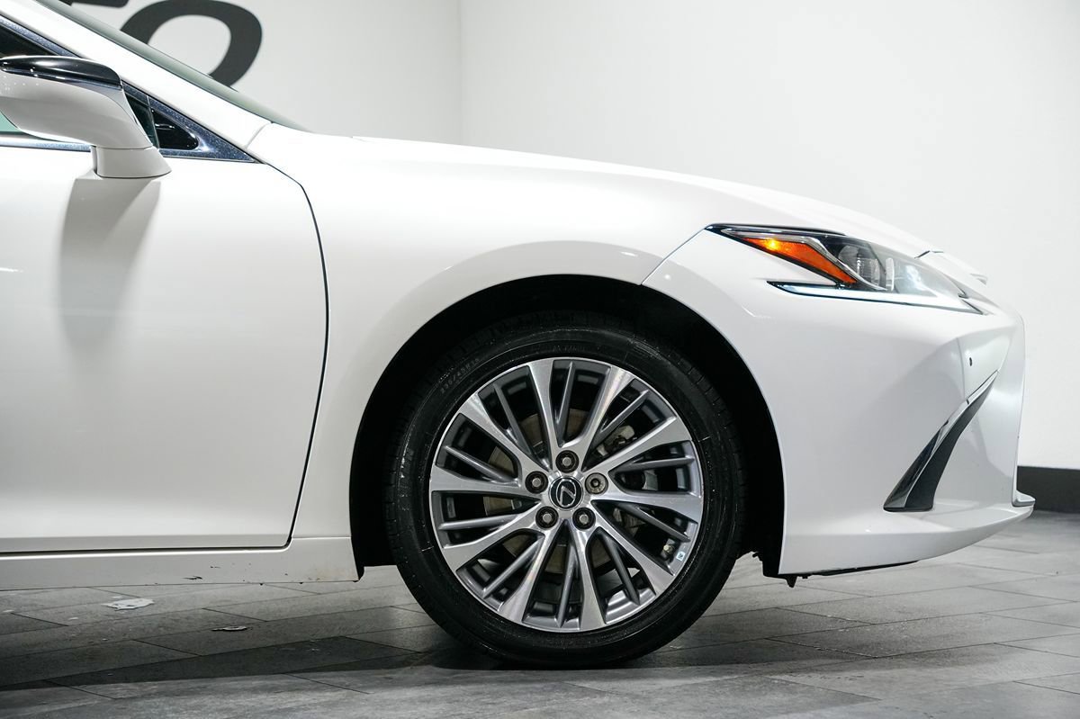 Used 2019 Lexus ES 350 w/ Premium Package FWD image 9