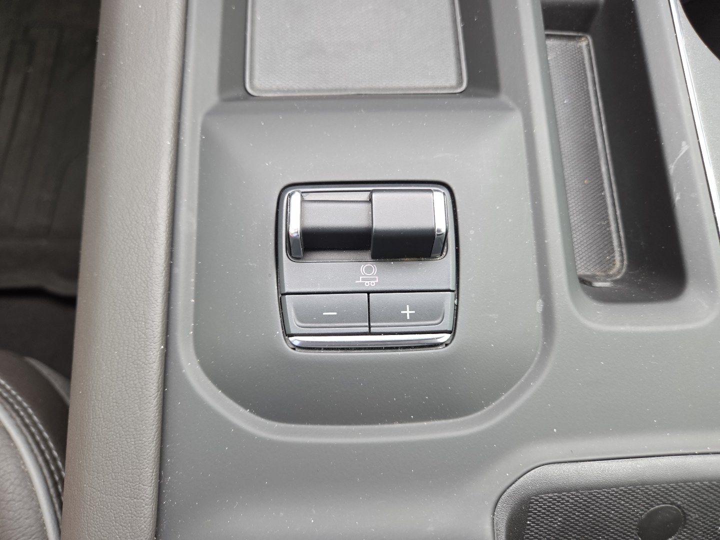 Used 2024 GMC Sierra 2500 Denali w/ Denali Reserve Package AWD/4WD image 10