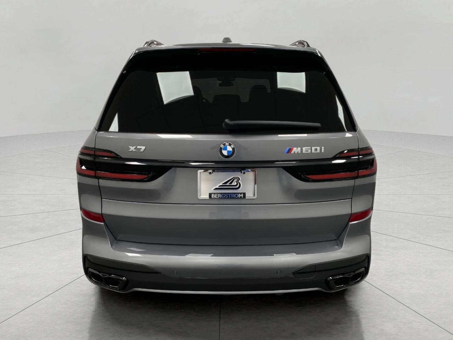 New 2026 BMW X7 M60i image 4
