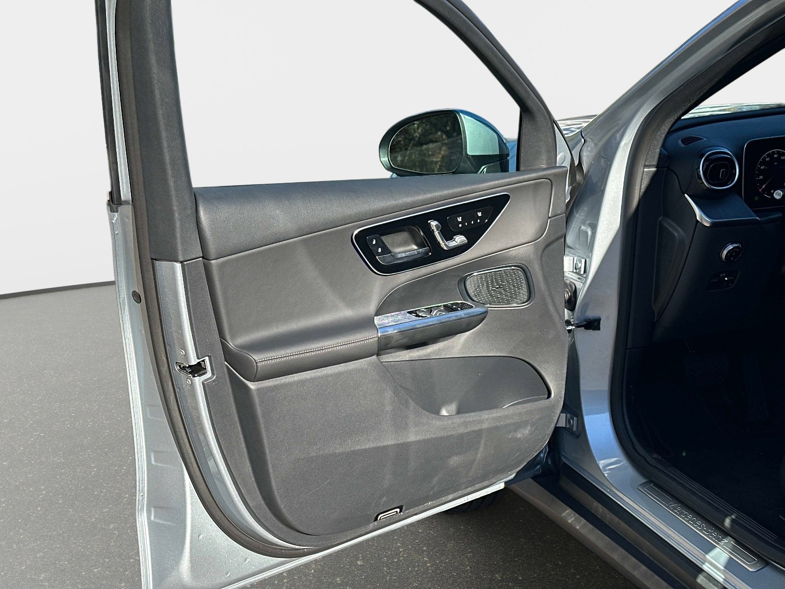 Certified 2026 Mercedes-Benz GLC 300 image 16