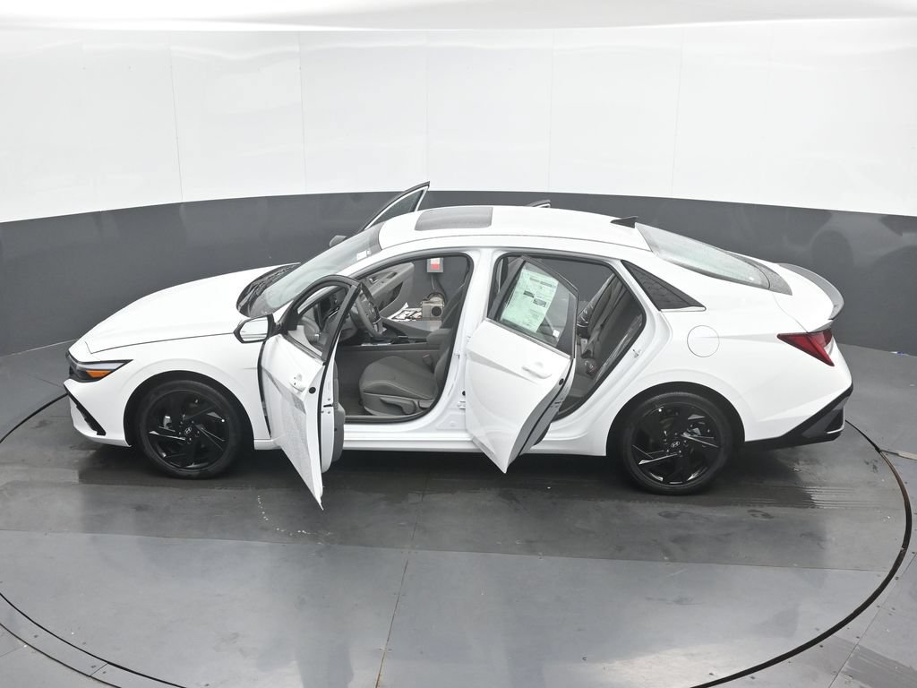 New 2026 Hyundai Elantra SEL Sport Premium FWD image 50