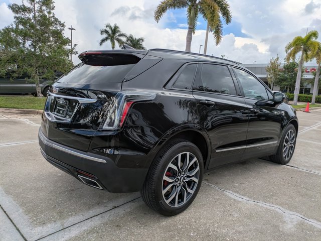 Used 2022 Cadillac XT5 Sportv w/ Platinum Package image 4