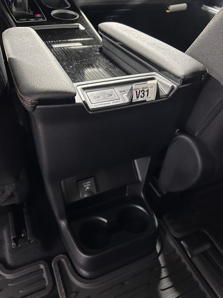 New 2026 Toyota Sienna XLE Woodland Edition AWD/4WD image 17