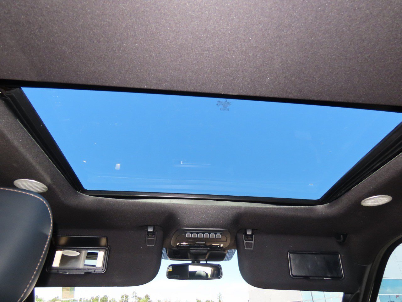 Certified 2023 Ford F150 Raptor w/ Raptor 37 Performance Package image 21