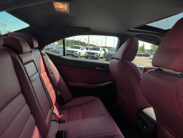 Used 2019 Lexus IS 300 F Sport w/ F Sport Package RWD image 17