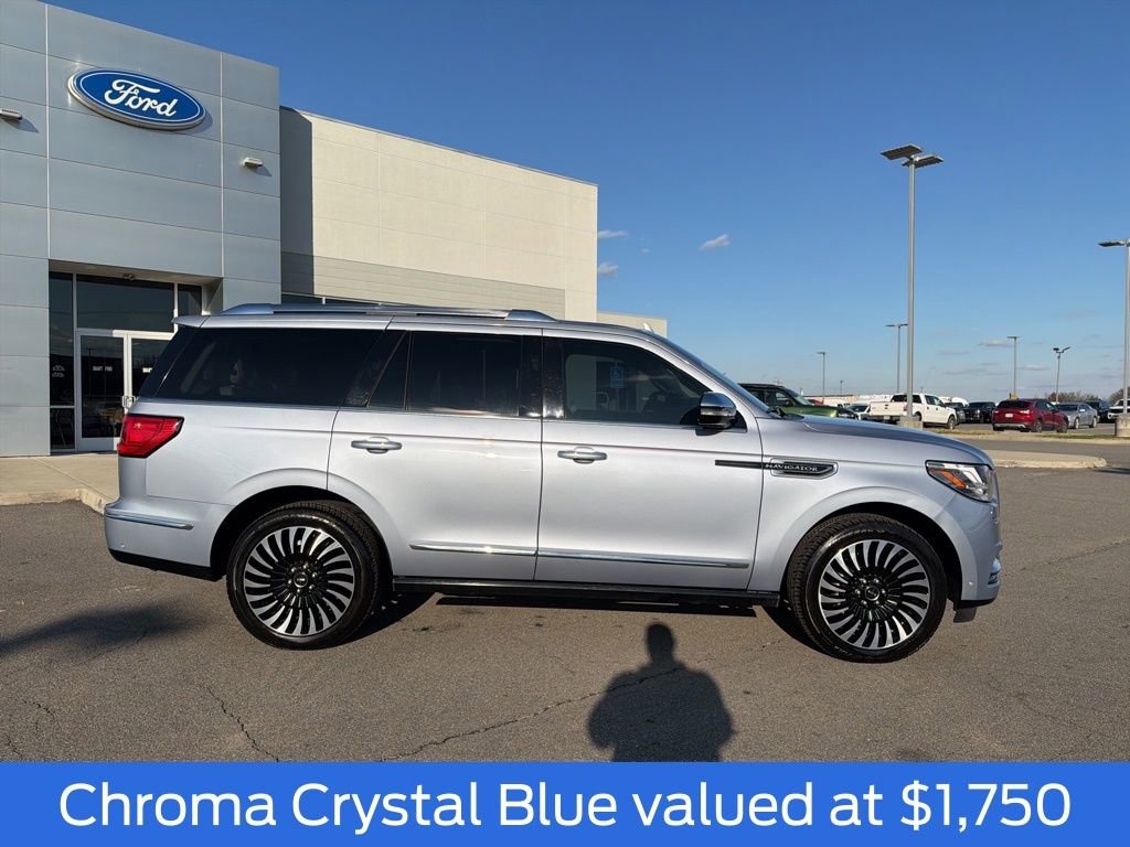 Used 2021 Lincoln Navigator Black Label AWD/4WD image 2