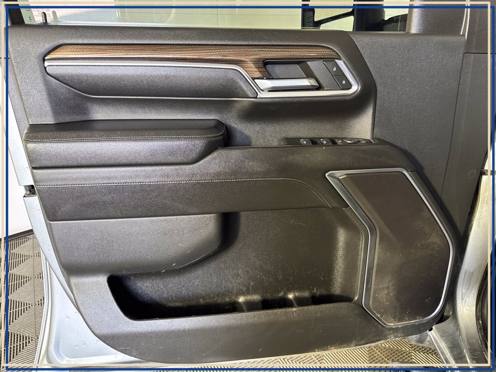 Certified 2024 Chevrolet Silverado 2500 LT AWD/4WD image 35
