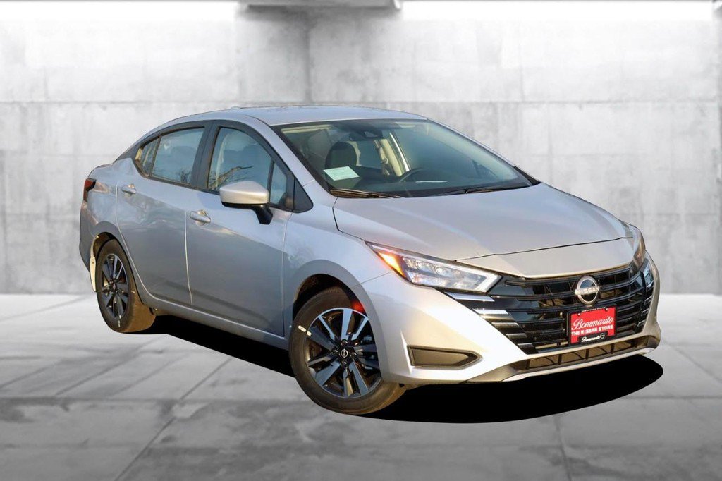 New 2025 Nissan Versa SV w/ Trunk Package image 2