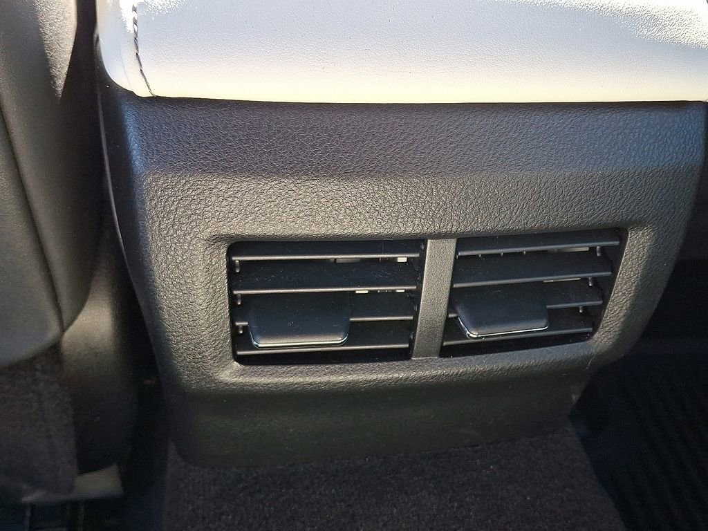 Used 2025 Lexus IS 350 F Sport w/ Navigation Package image 11