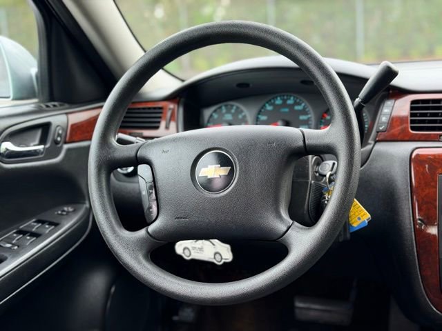 Used 2010 Chevrolet Impala LS FWD image 15