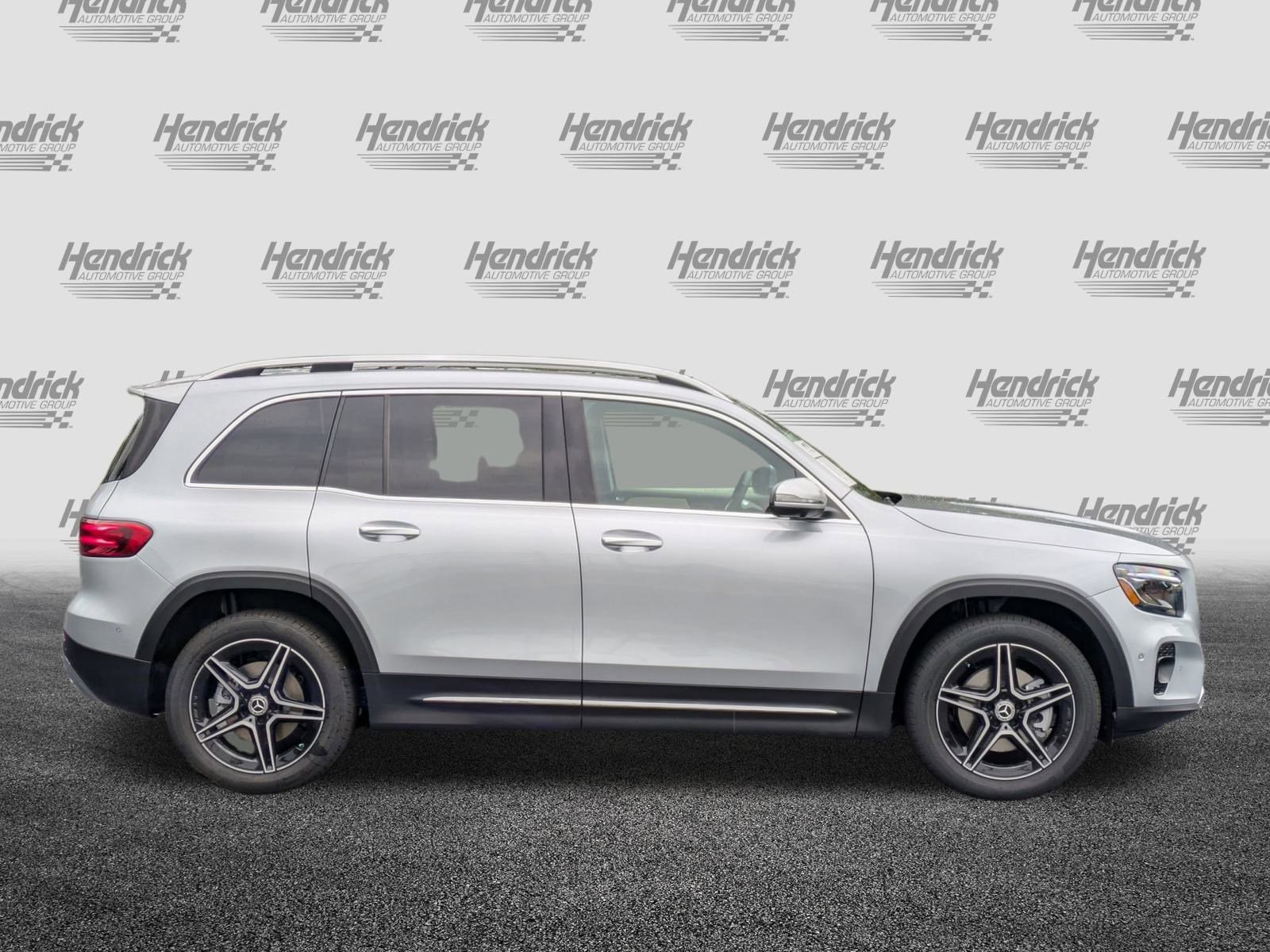 New 2026 Mercedes-Benz GLB 250 image 11