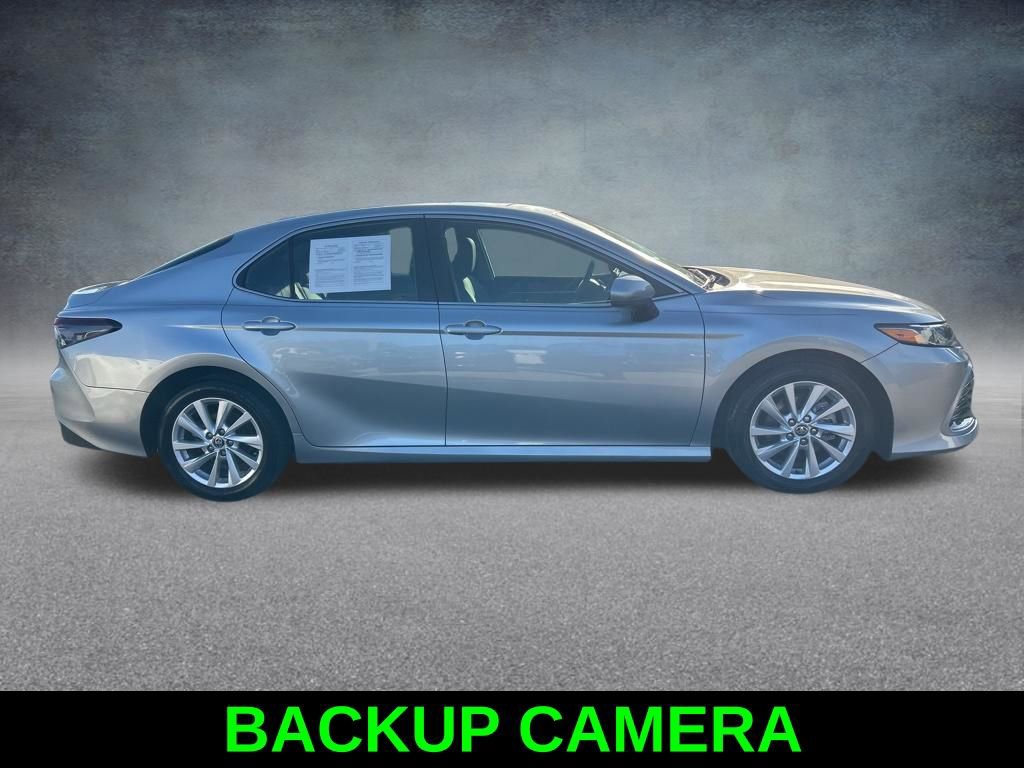 Used 2024 Toyota Camry LE FWD image 4
