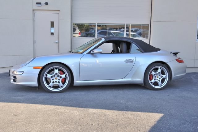 Used 2006 Porsche 911 Carrera S RWD image 4