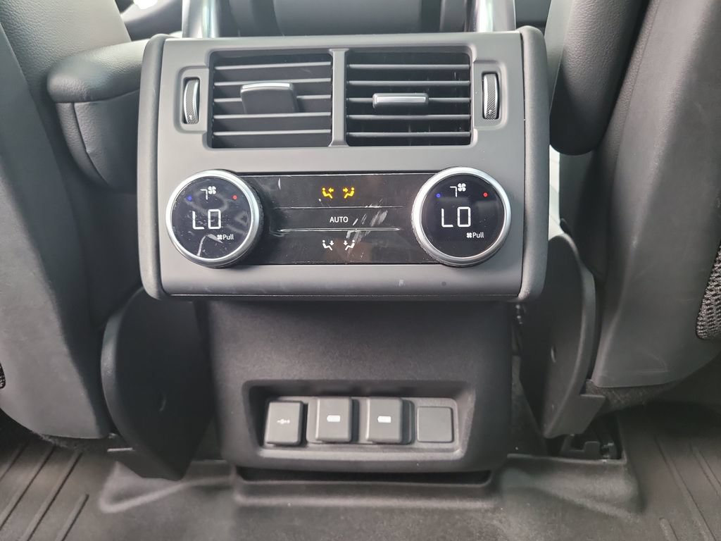 Used 2023 Land Rover Discovery S R-Dynamic AWD/4WD image 16
