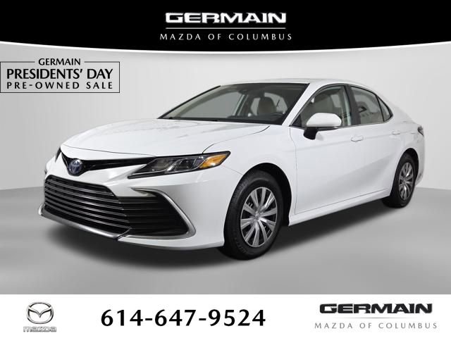 Used 2023 Toyota Camry LE image 1