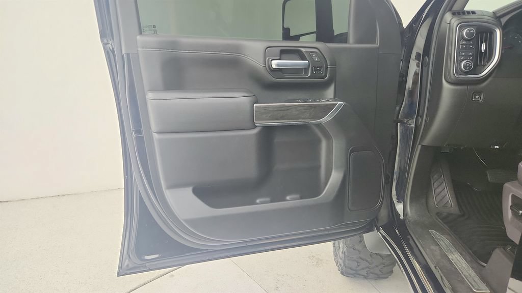 Certified 2021 Chevrolet Silverado 2500 LTZ AWD/4WD image 35