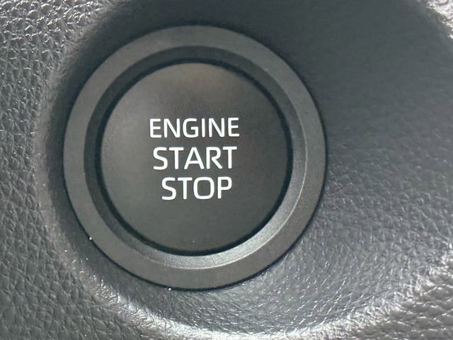 Certified 2025 Toyota Corolla Cross XLE image 24