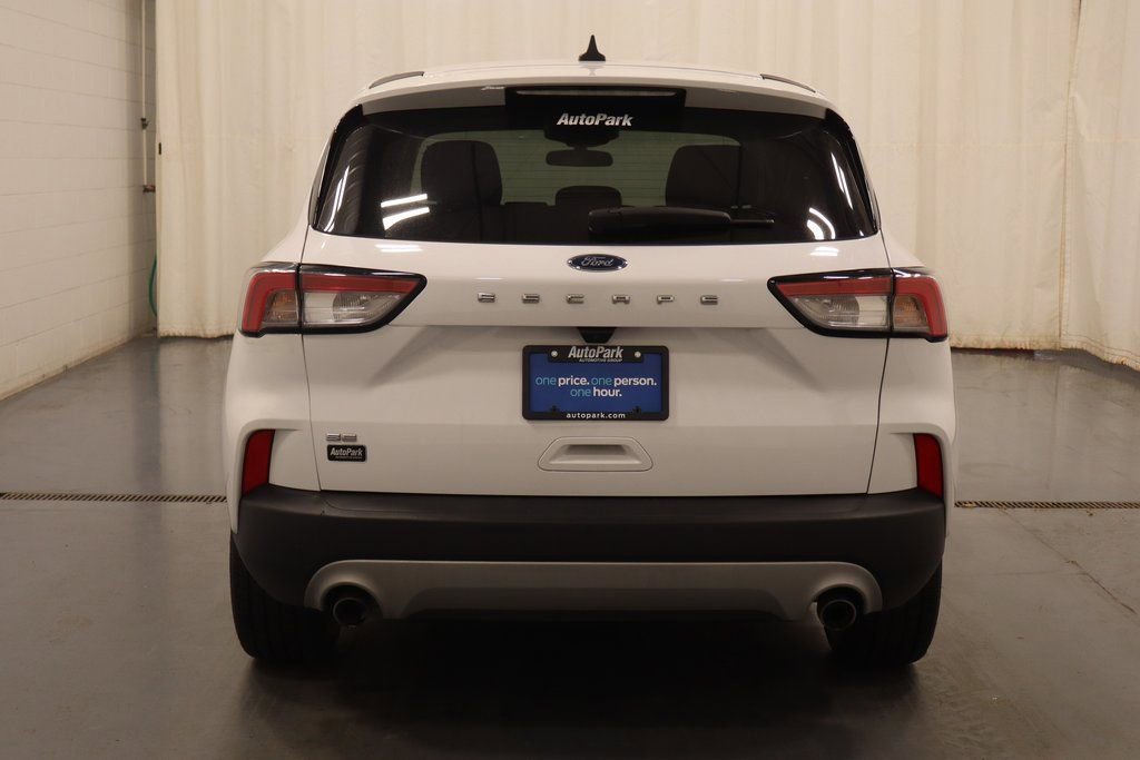 Used 2022 Ford Escape SE image 8