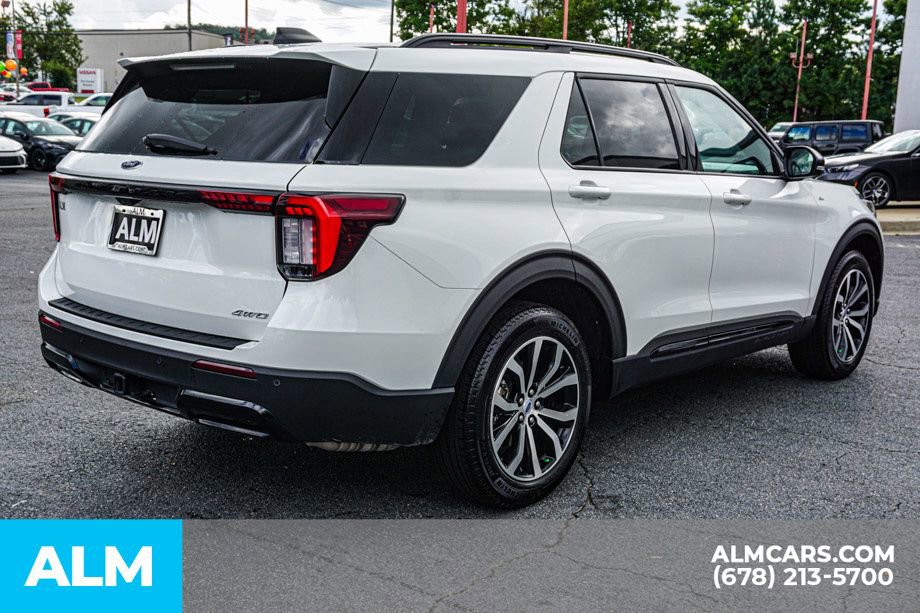 Used 2025 Ford Explorer ST-Line AWD/4WD image 6