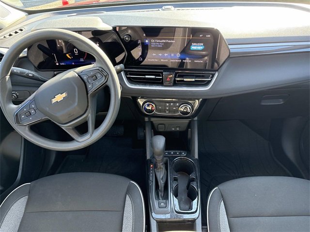 Used 2025 Chevrolet TrailBlazer LT image 16