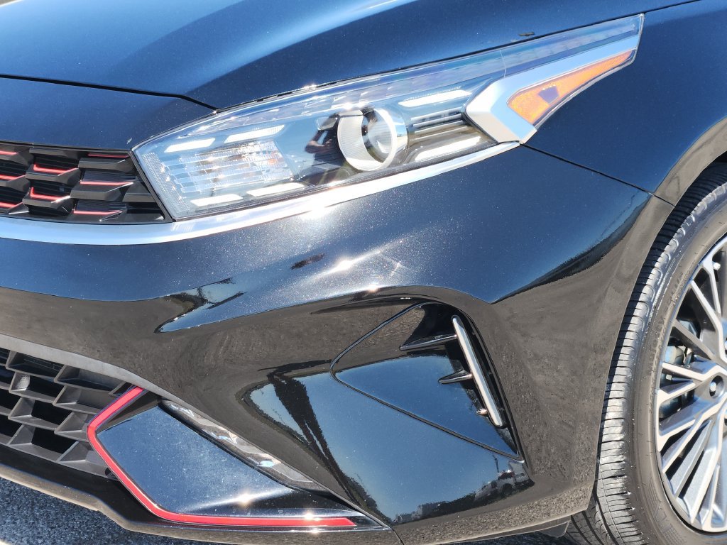 Used 2023 Kia Forte GT-Line w/ GT-Line Premium Package FWD image 8