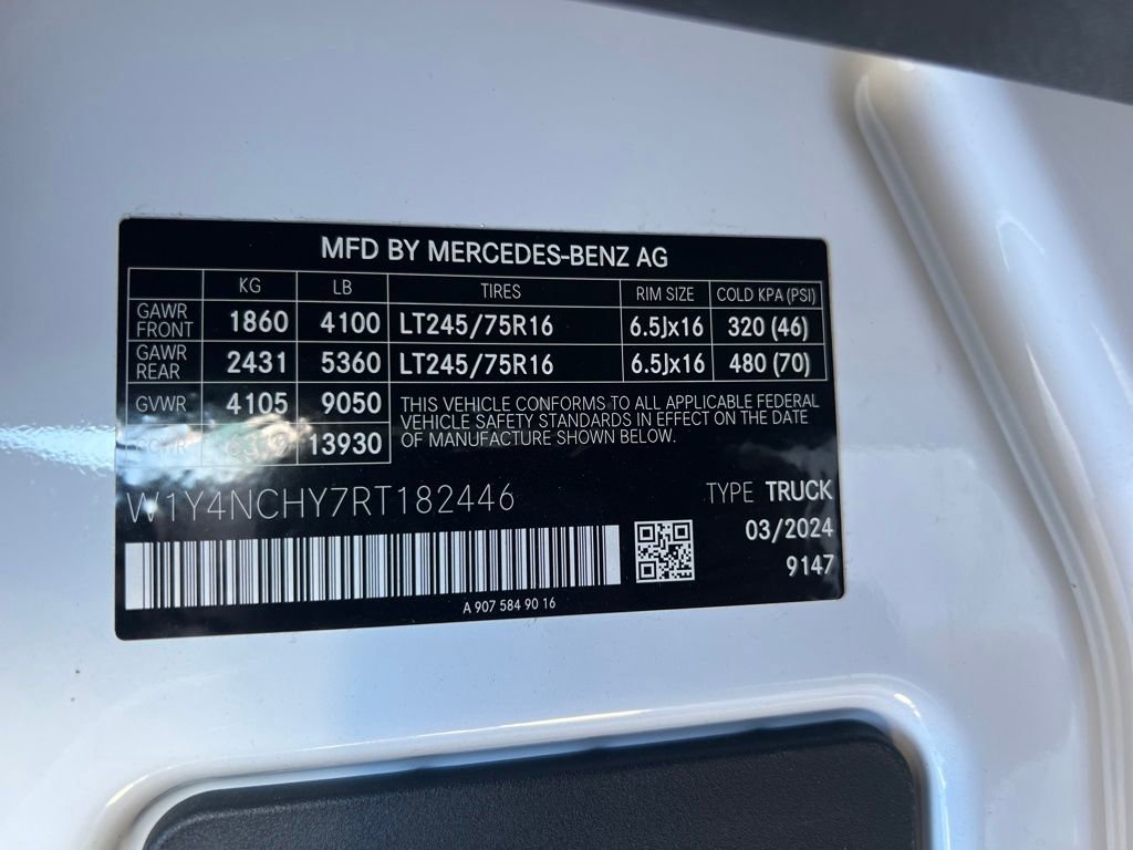 Used 2024 Mercedes-Benz Sprinter 2500 image 25