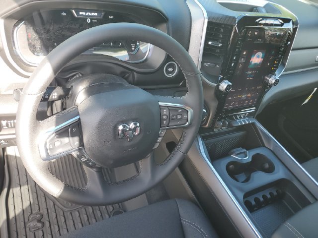 New 2026 RAM 1500 Big Horn AWD/4WD image 18
