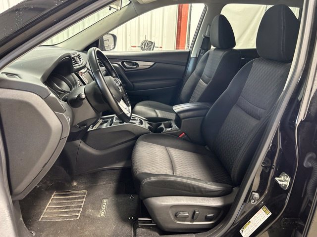 Used 2020 Nissan Rogue SV AWD/4WD image 13