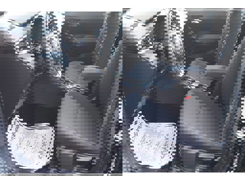 Used 2020 Toyota Corolla LE image 12