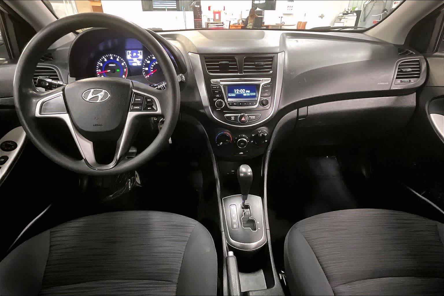 Used 2015 Hyundai Accent GS FWD image 15
