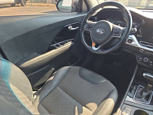 Used 2020 Kia Niro EX FWD image 15
