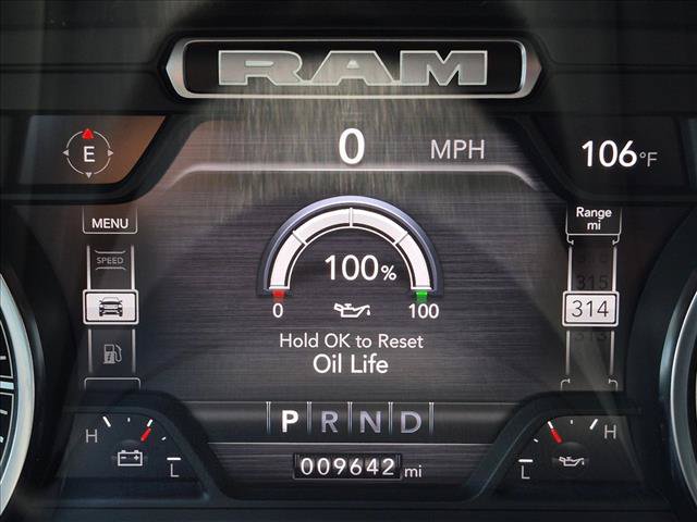 Used 2023 RAM 1500 Laramie AWD/4WD image 11