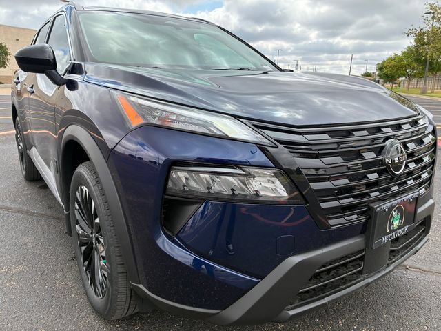 New 2026 Nissan Rogue Dark Armor FWD image 8
