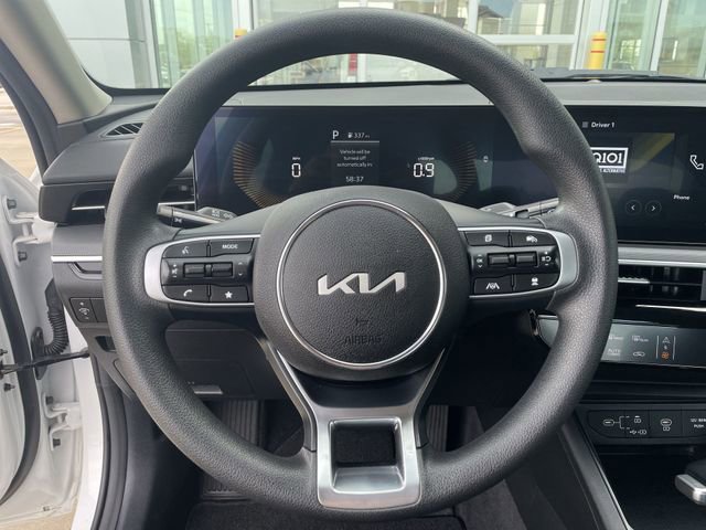Used 2025 Kia K5 LXS FWD image 19