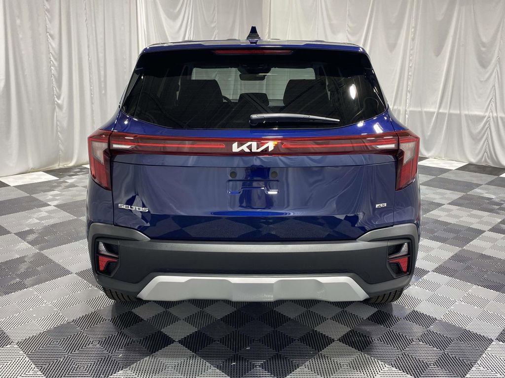 New 2026 Kia Seltos LX image 3
