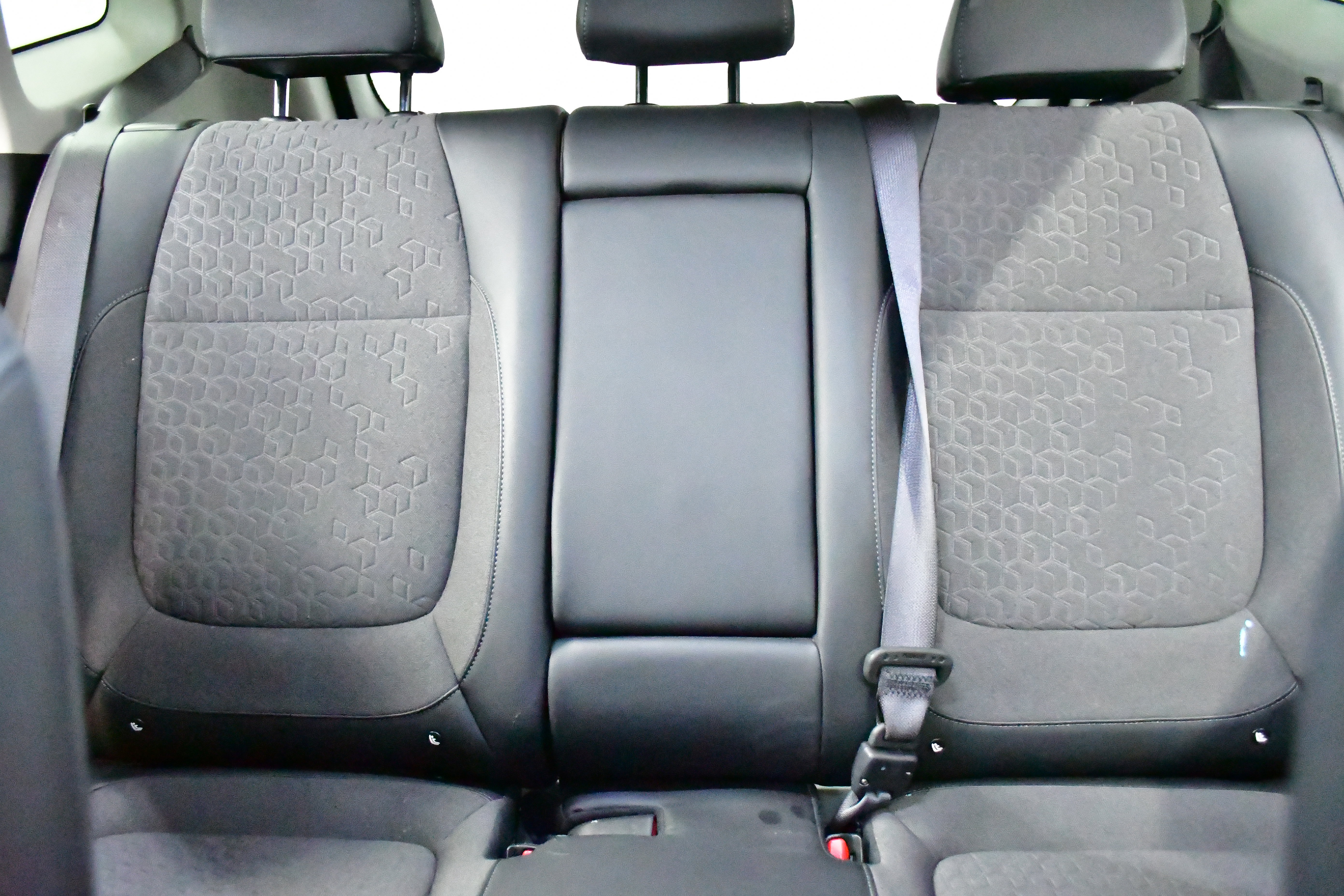 Used 2025 Kia Seltos S image 11