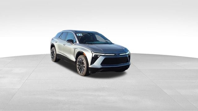 Certified 2025 Chevrolet Blazer EV RS AWD/4WD image 4