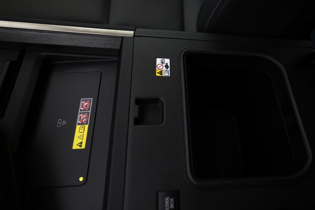 Used 2025 Lexus GX 550 image 42