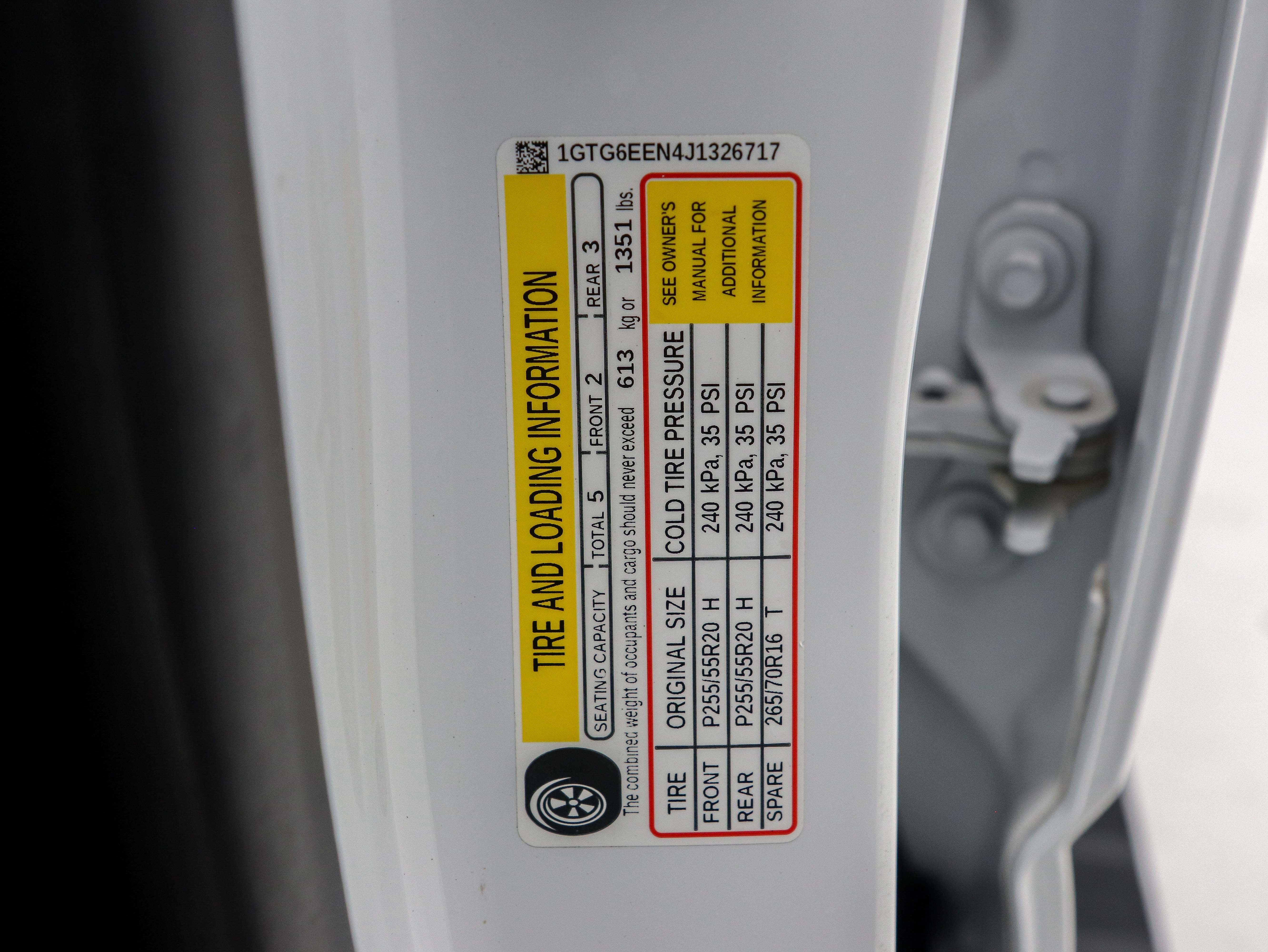 Used 2018 GMC Canyon Denali image 34