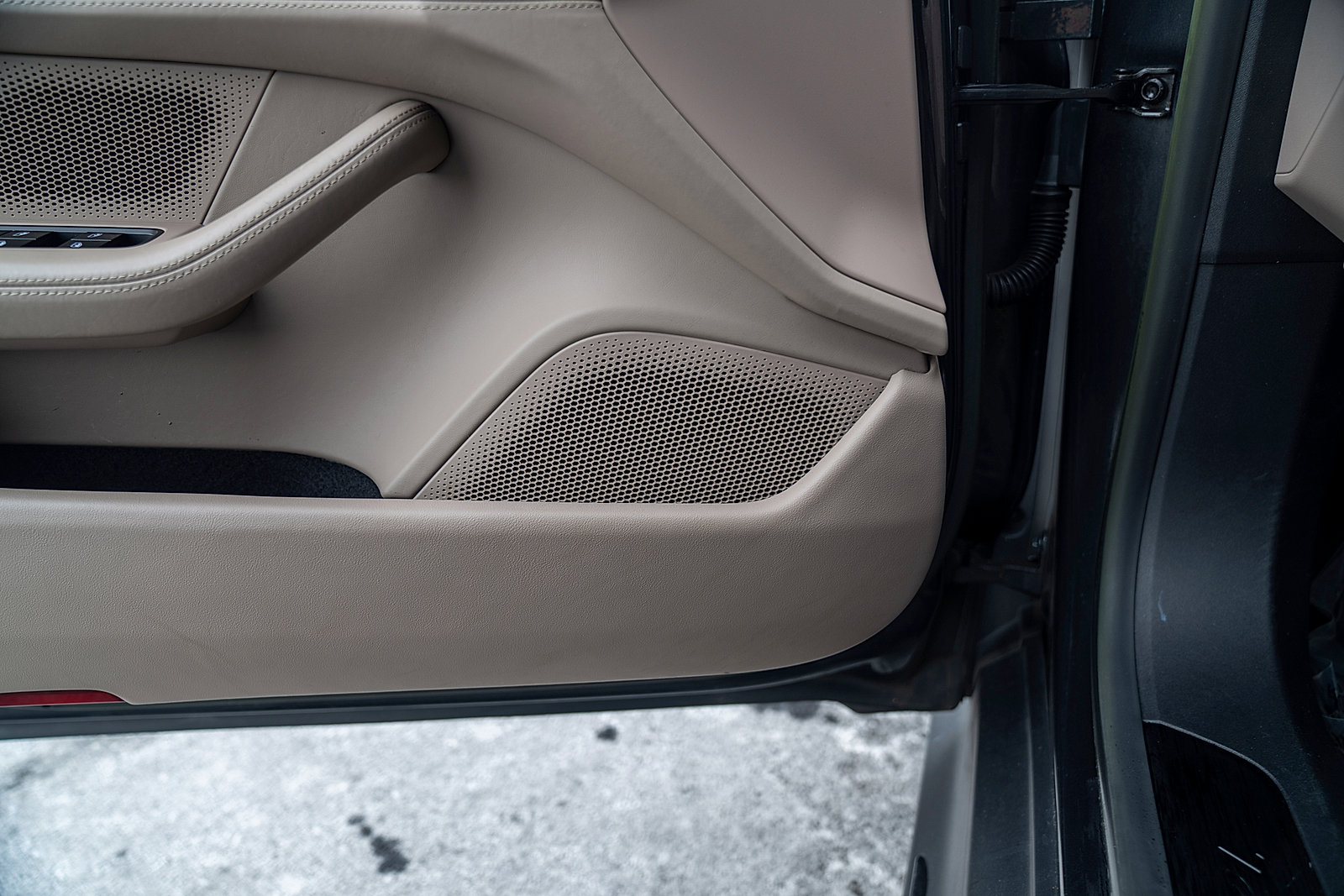 Certified 2023 Porsche Taycan GTS image 20