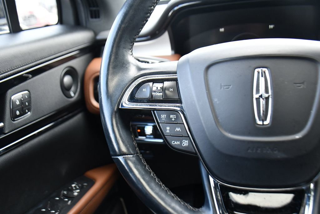 Used 2022 Lincoln Nautilus Reserve w/ Equipment Group 201A image 34