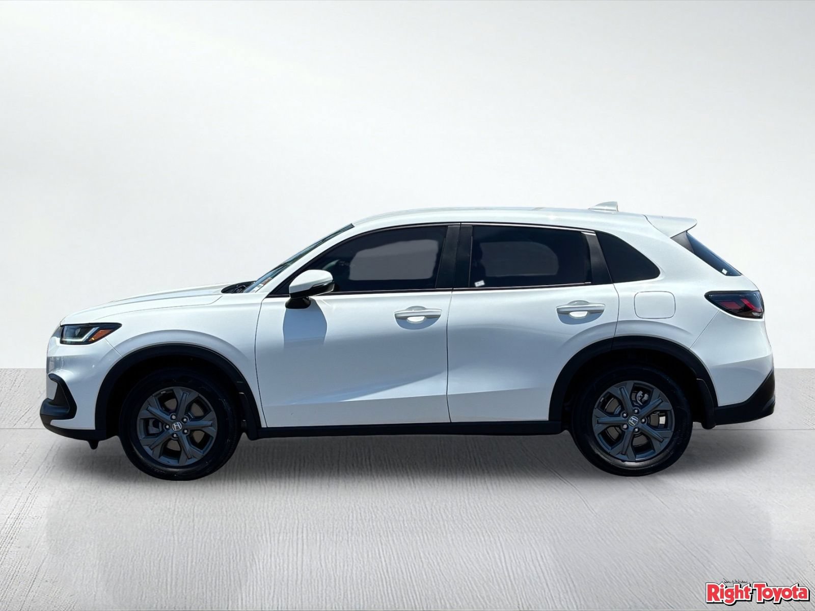 Used 2027 Honda HR-V LX image 3