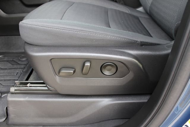 Used 2025 GMC Sierra 1500 Elevation image 31