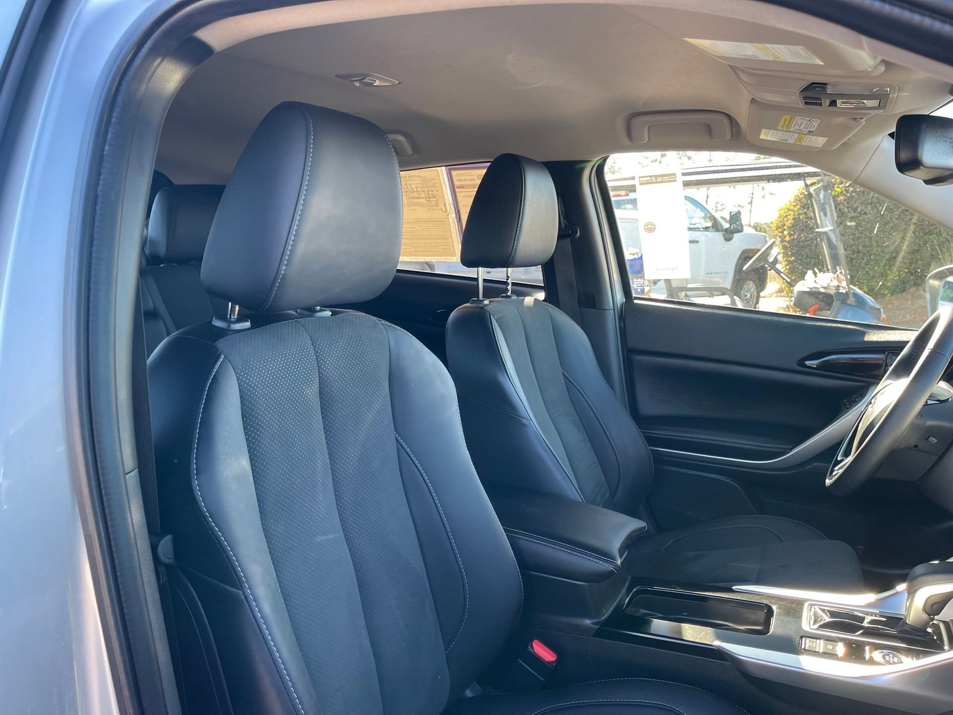 Used 2025 Mitsubishi Eclipse Cross Black Edition image 28