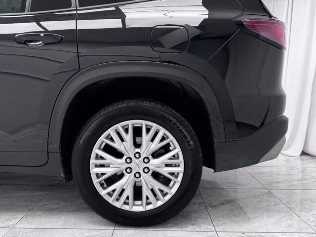 Used 2024 GMC Acadia Elevation image 9