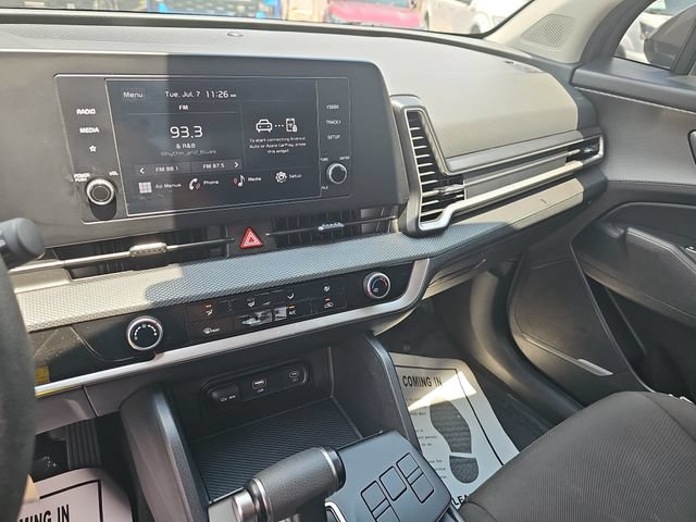 Used 2024 Kia Sportage LX FWD image 23