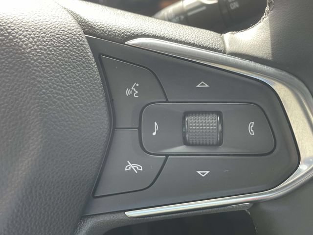 Used 2025 Chevrolet Trax ACTIV w/ Driver Confidence Package FWD image 21
