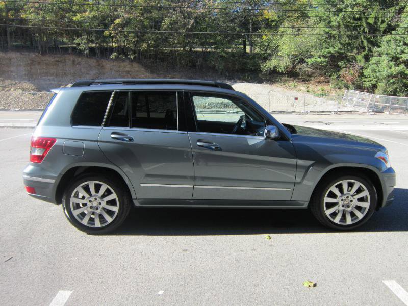 Used 2012 Mercedes-Benz GLK 350 4MATIC image 3