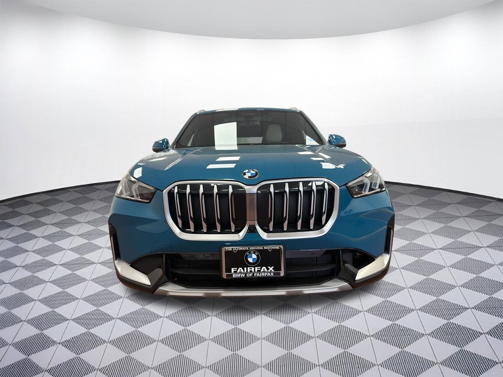 Certified 2025 BMW X1 xDrive28i w/ Technology Package image 6